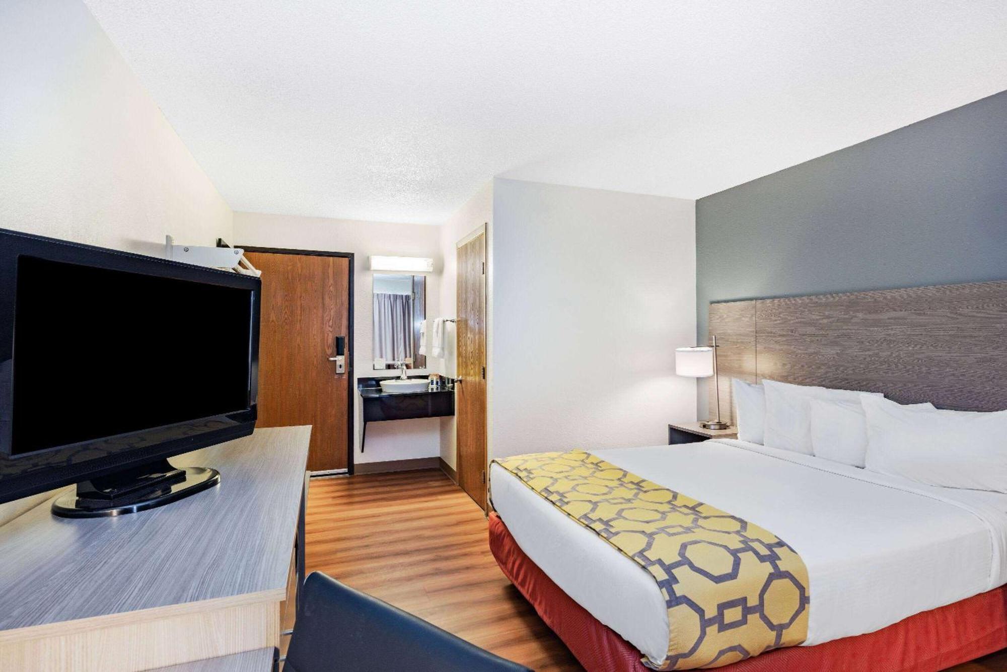 Baymont By Wyndham Gillette Hotell Eksteriør bilde