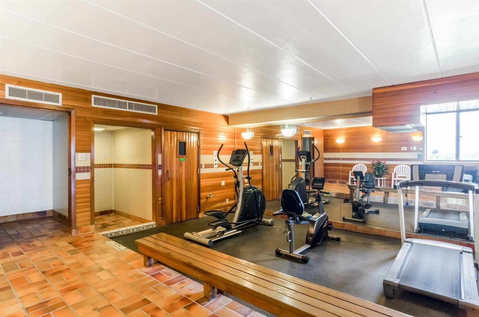 Baymont By Wyndham Gillette Hotell Eksteriør bilde
